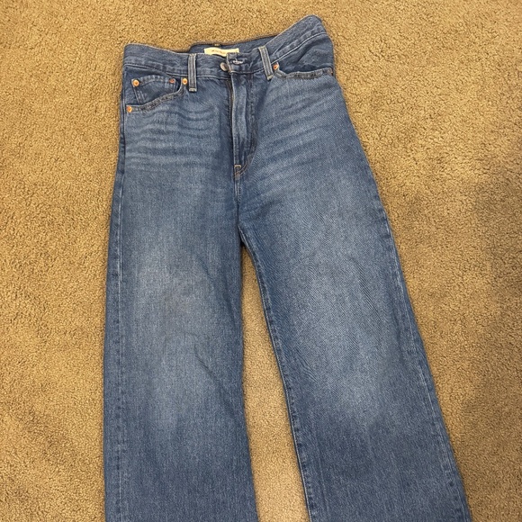 Wide-Leg Levi Ribcage Jean (size 27) - Picture 1 of 1
